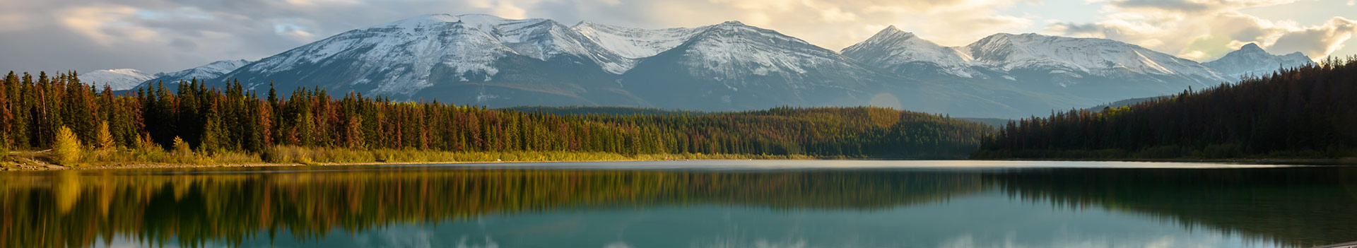 Best Time to Visit Banff & The Canadian Rockies - AMA Travel